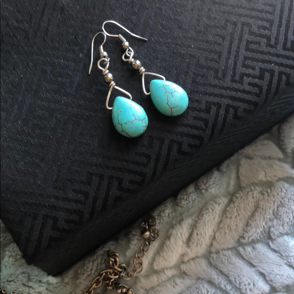 💯real turquoise beautiful handmade earrings NEW